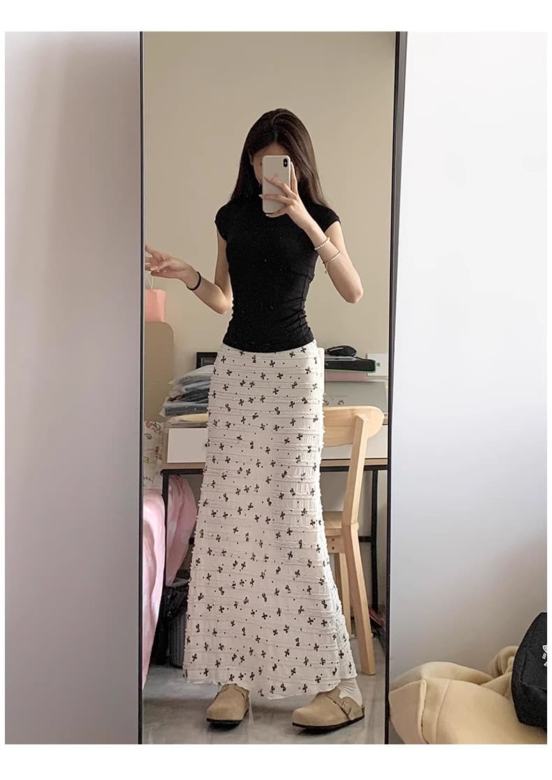 チュールスカート 小花模様 ロング丈 テクスチャースカート